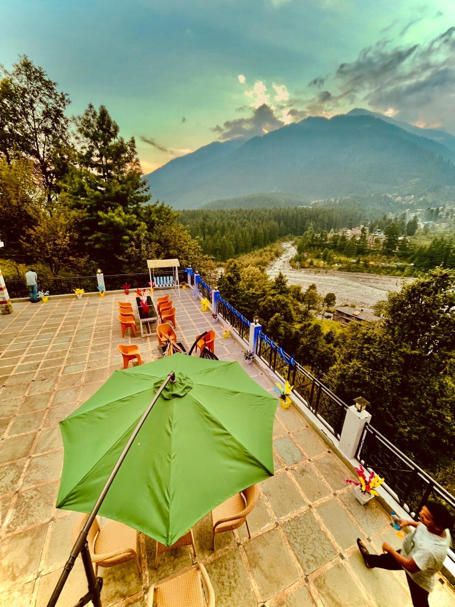 Hotel Hollywood Manali - Scenic River & Mountain View With Premium Rooms Exterior foto